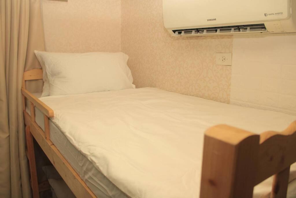 מנילה A2J Luxury 1Br Balcony Suite Near Venice Mall Bgc מראה חיצוני תמונה