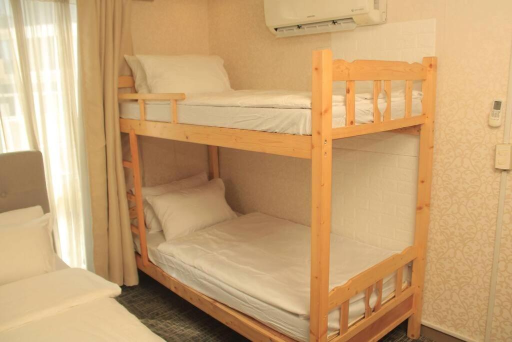 מנילה A2J Luxury 1Br Balcony Suite Near Venice Mall Bgc מראה חיצוני תמונה