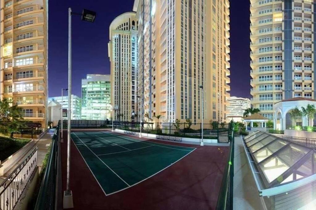 מנילה A2J Luxury 1Br Balcony Suite Near Venice Mall Bgc מראה חיצוני תמונה