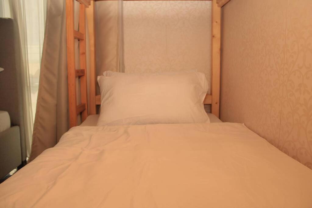 מנילה A2J Luxury 1Br Balcony Suite Near Venice Mall Bgc מראה חיצוני תמונה