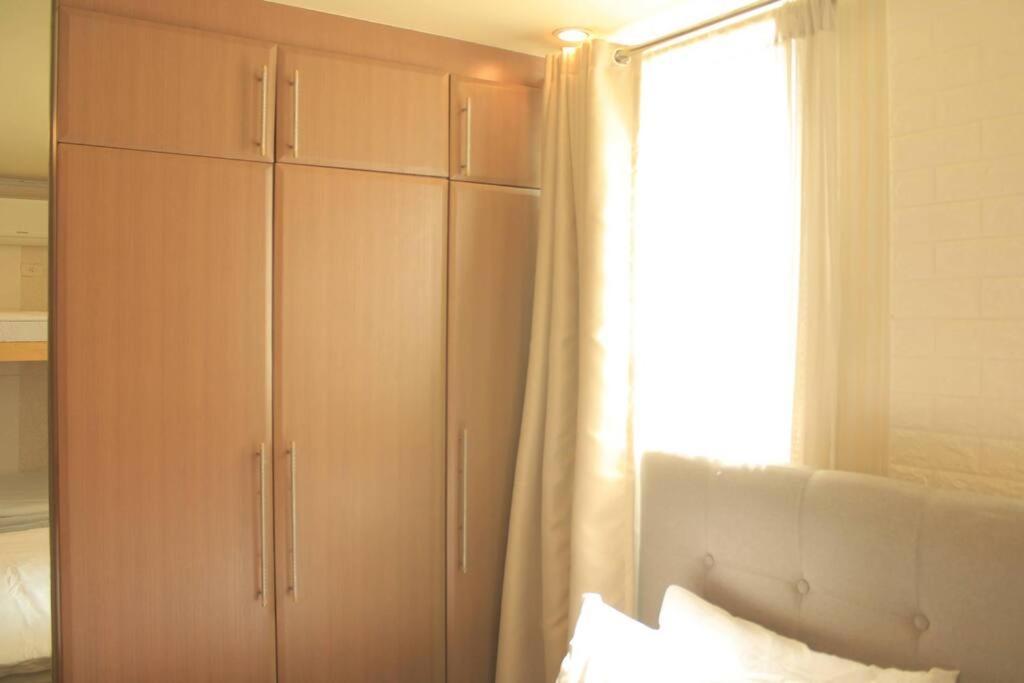 מנילה A2J Luxury 1Br Balcony Suite Near Venice Mall Bgc מראה חיצוני תמונה
